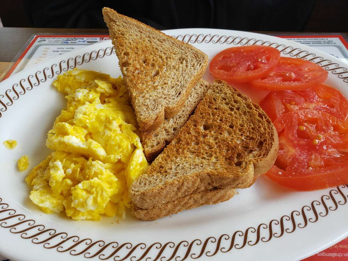 Column Trying 'All the Way' hashbrowns at a Waffle House in