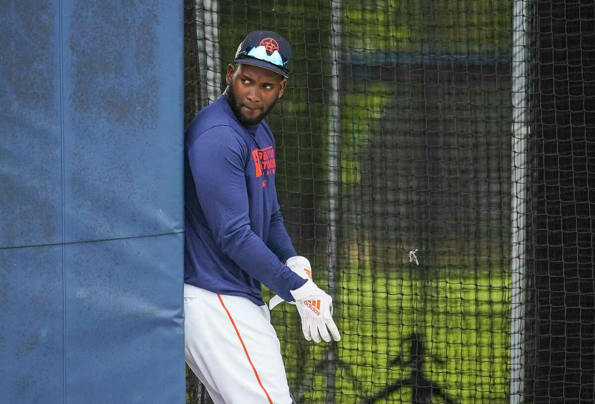 Yordan Alvarez scratched from Astros' lineup