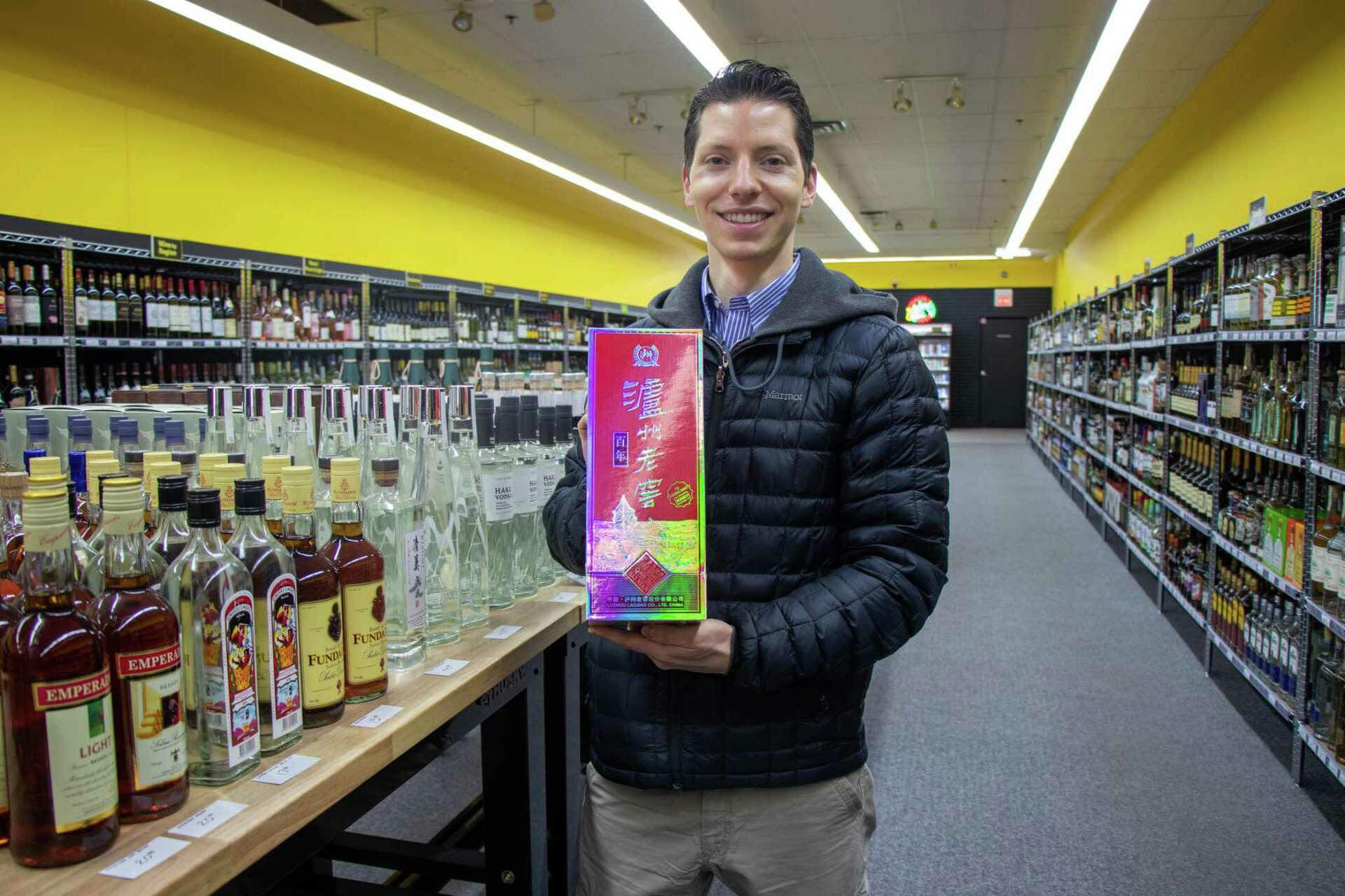 lackland afb liquor store