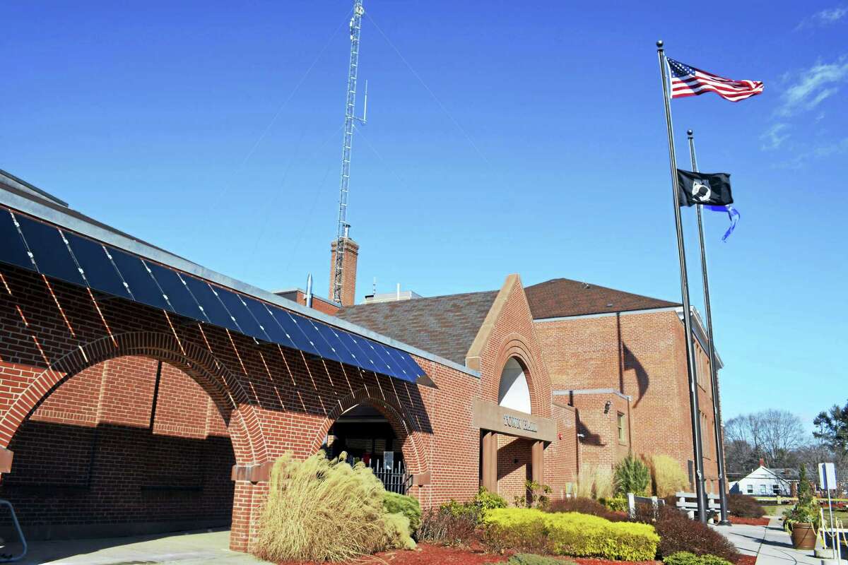 Cromwell Town Hall is located at 39 West St.