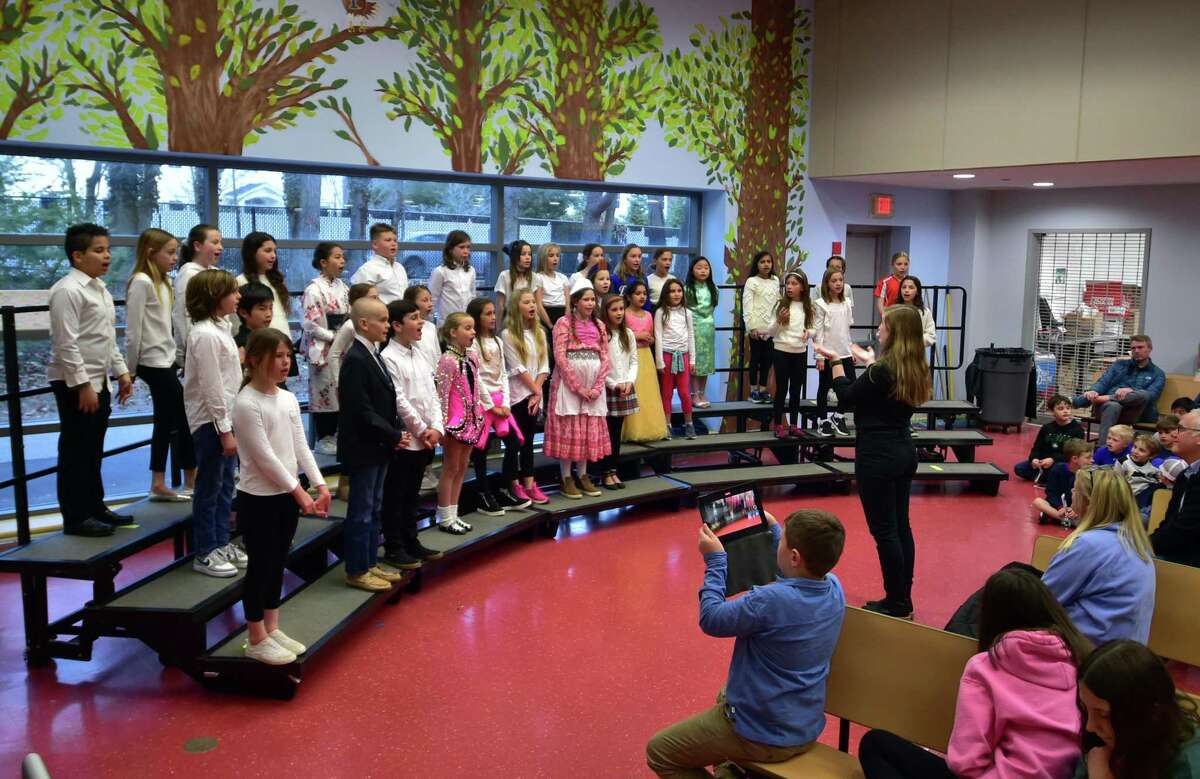 In Photos Darien kids dress in costumes from around the world for Tokeneke School’s cultural
