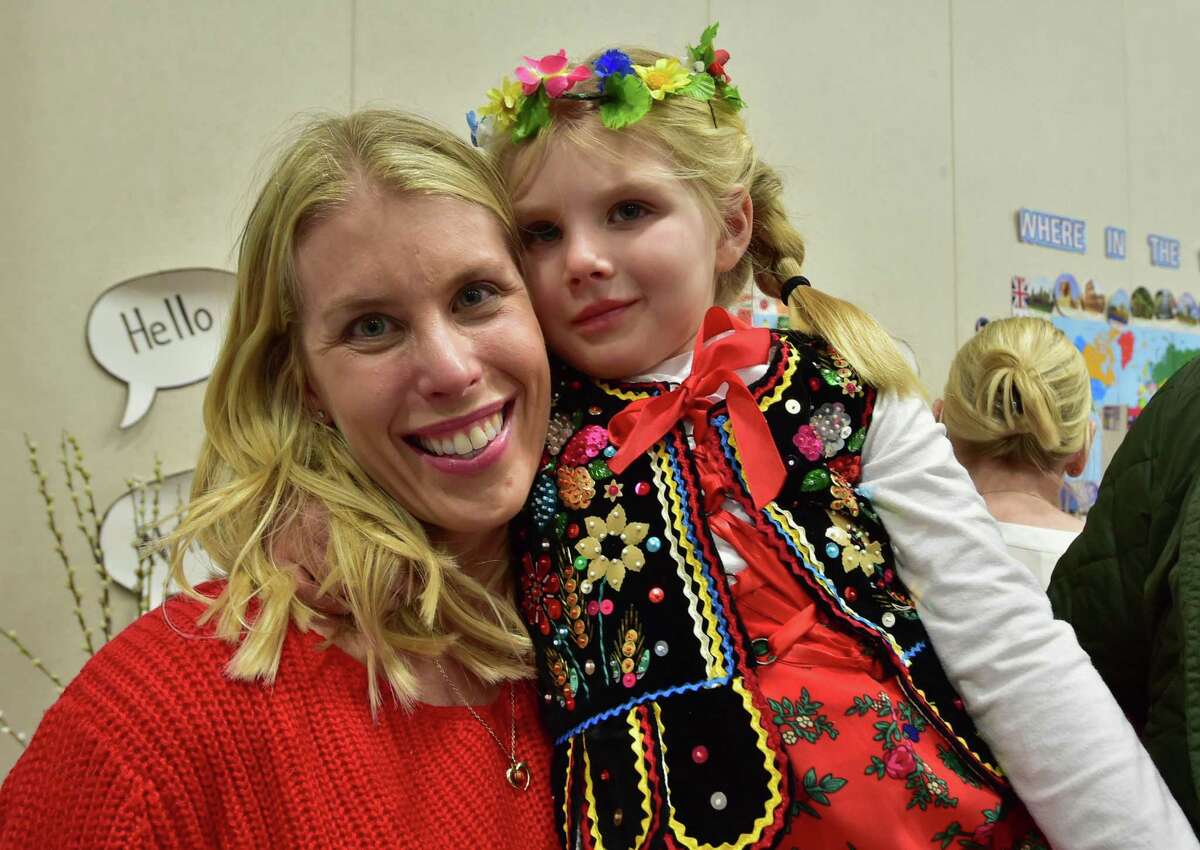 In Photos Darien kids dress in costumes from around the world for Tokeneke School’s cultural