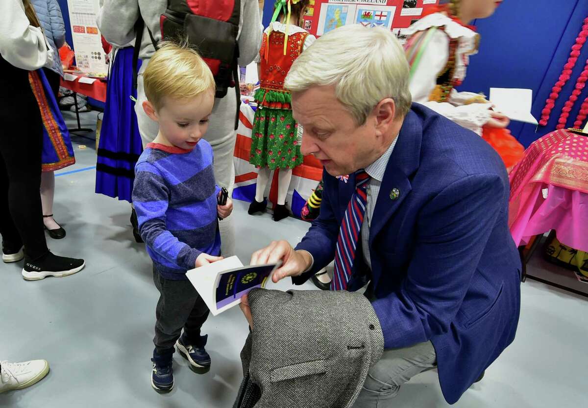 In Photos Darien kids dress in costumes from around the world for Tokeneke School’s cultural