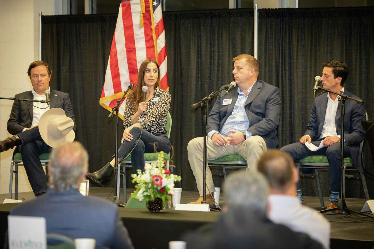 Sarah Stogner speaks with other railroad commissioner candidates in February. Stogner’s strongestassets are her ideas.