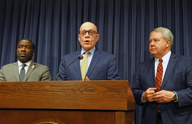 Discussions between business, labor continue on retiring other $1.8 billion - Vimarsana News