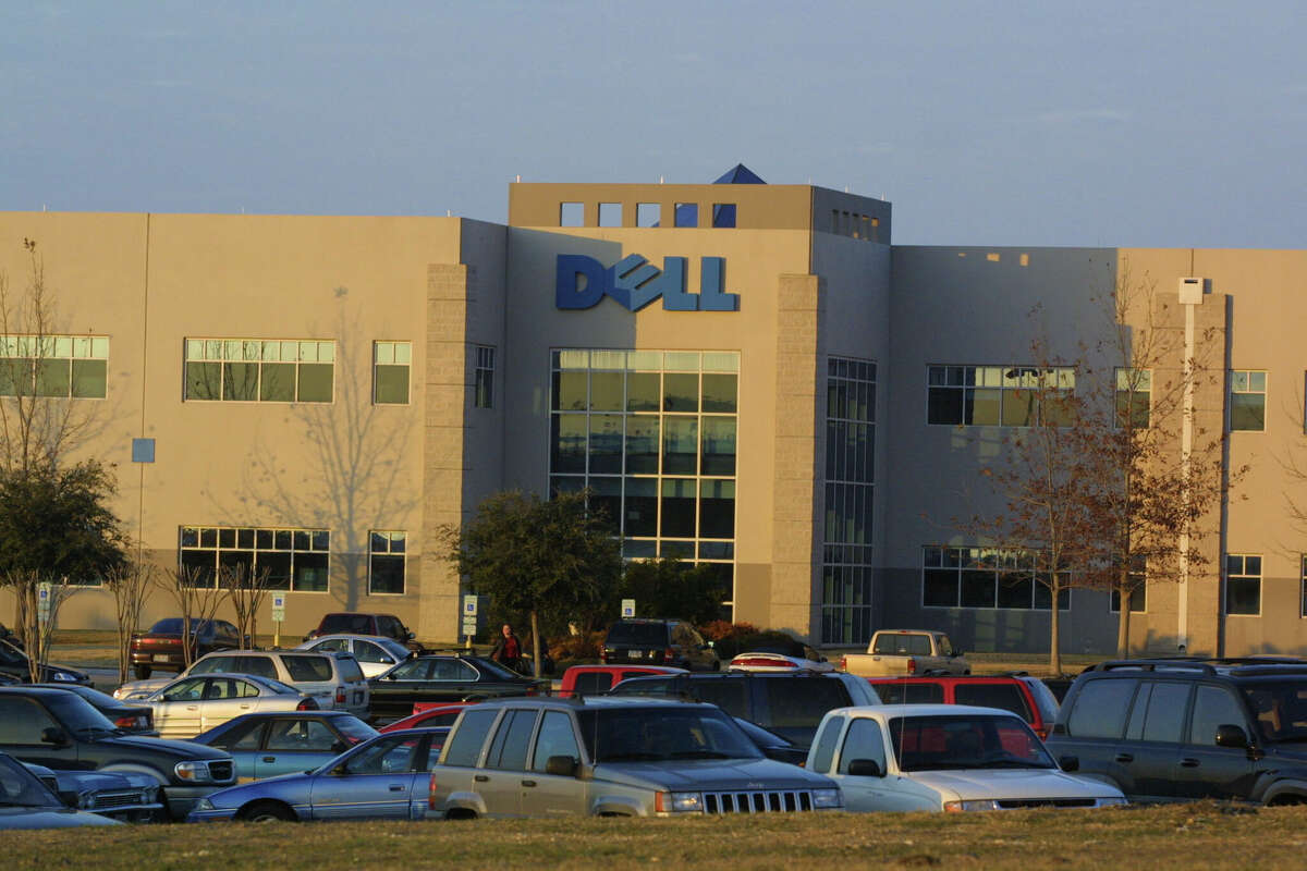 The headquarters of Dell Computer Corp. in 2001 in Austin, Texas. (Photo by Joe Raedle/Newsmakers)