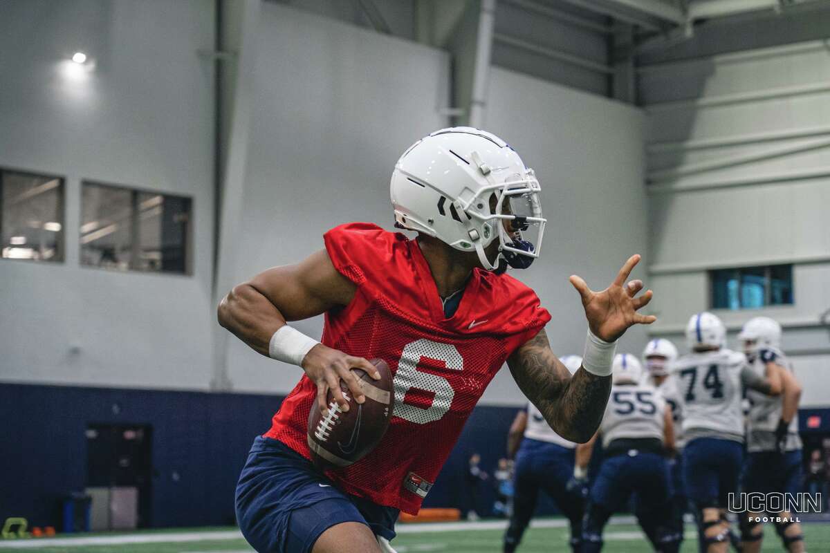 UConn football training camp What you need to know for this fall