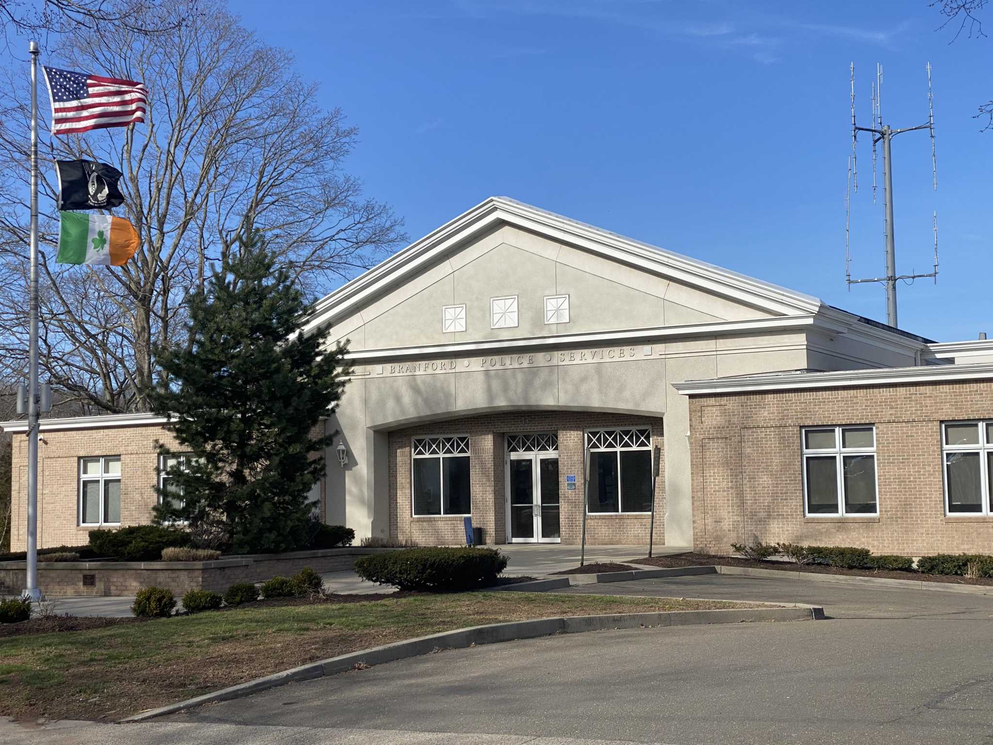 Police, firefighters Branford's top earners for 2021 - Vimarsana News