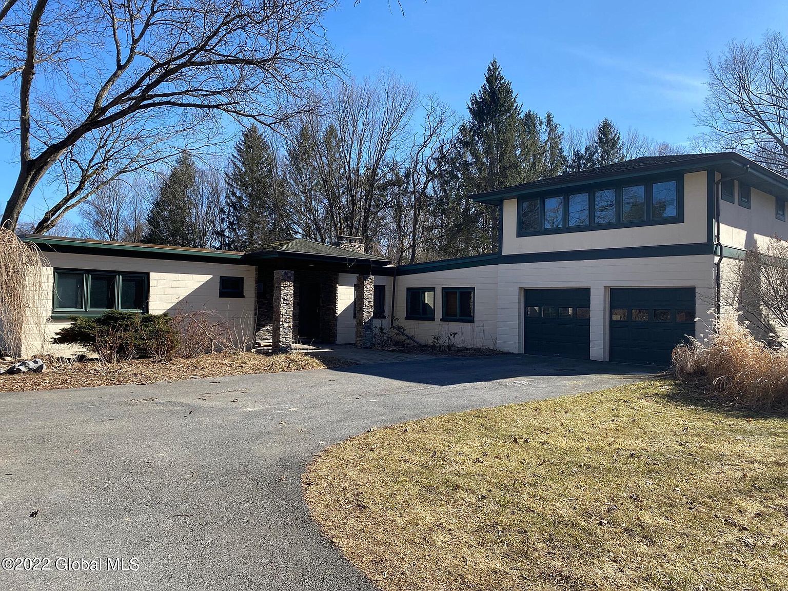 1854 Sanford Ridge, Kingsbury