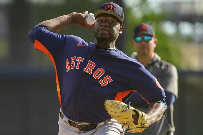 Astros' Yuli Gurriel will face hostile environment at Dodger Stadium – San  Bernardino Sun