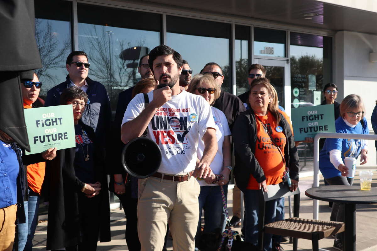 The visit was held at the first Starbucks to start the unionizing process in Texas. 