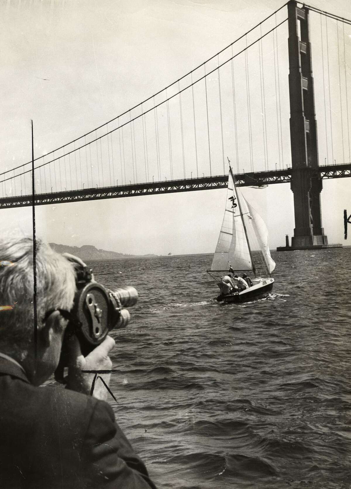 Kenichi Horie sailed from Osaka to San Francisco alone on a small sailboat in 1962.