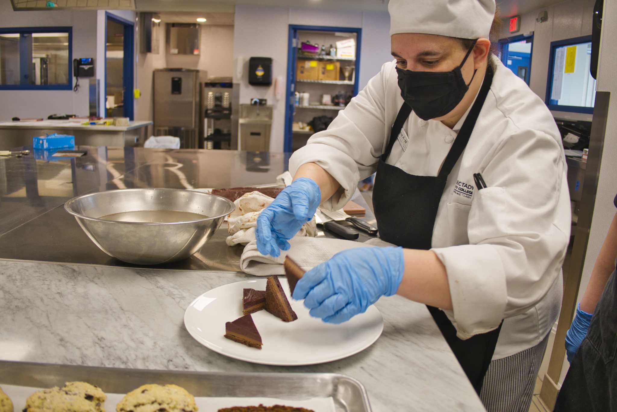 SUNY Schenectady chocolate program sweetens students' education - Vimarsana News