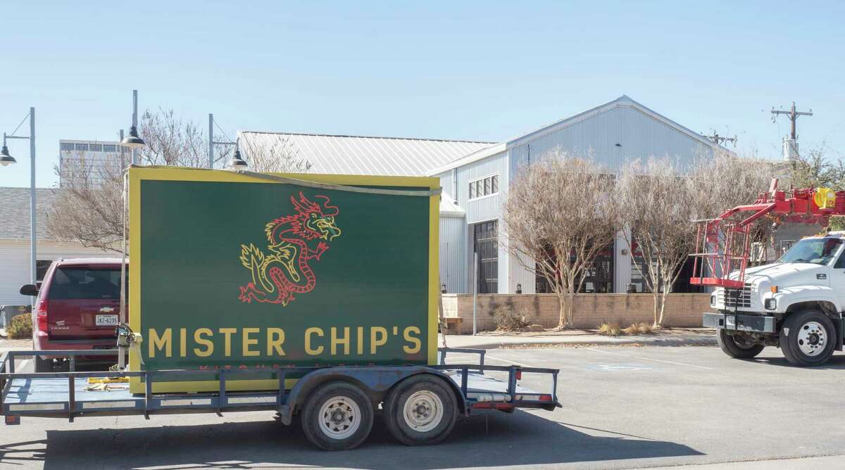 New signage is being installed 03/25/2022 at the old Basin Burger House location as Mister Chip's Kitchen gets one step closer to opening. Tim Fischer/Reporter-Telegram