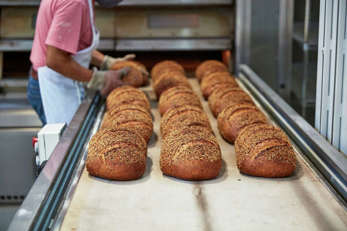 伯克利的批发商Starter Bakery表示，他们通过Zero Grocery销售的面包和其他烘焙食品还有2.5万美元的未付发票。