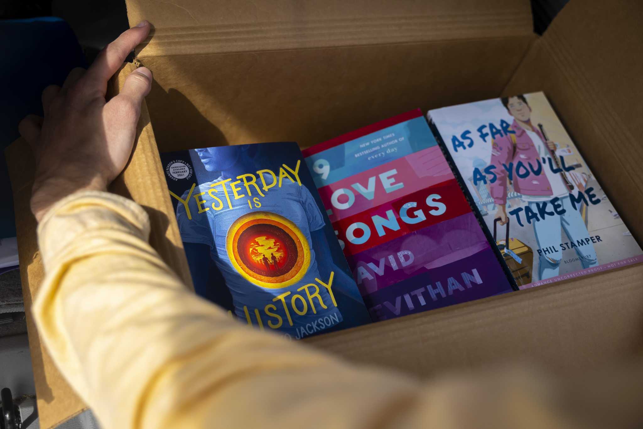 Texas school districts that banned, challenged the most books - Vimarsana News
