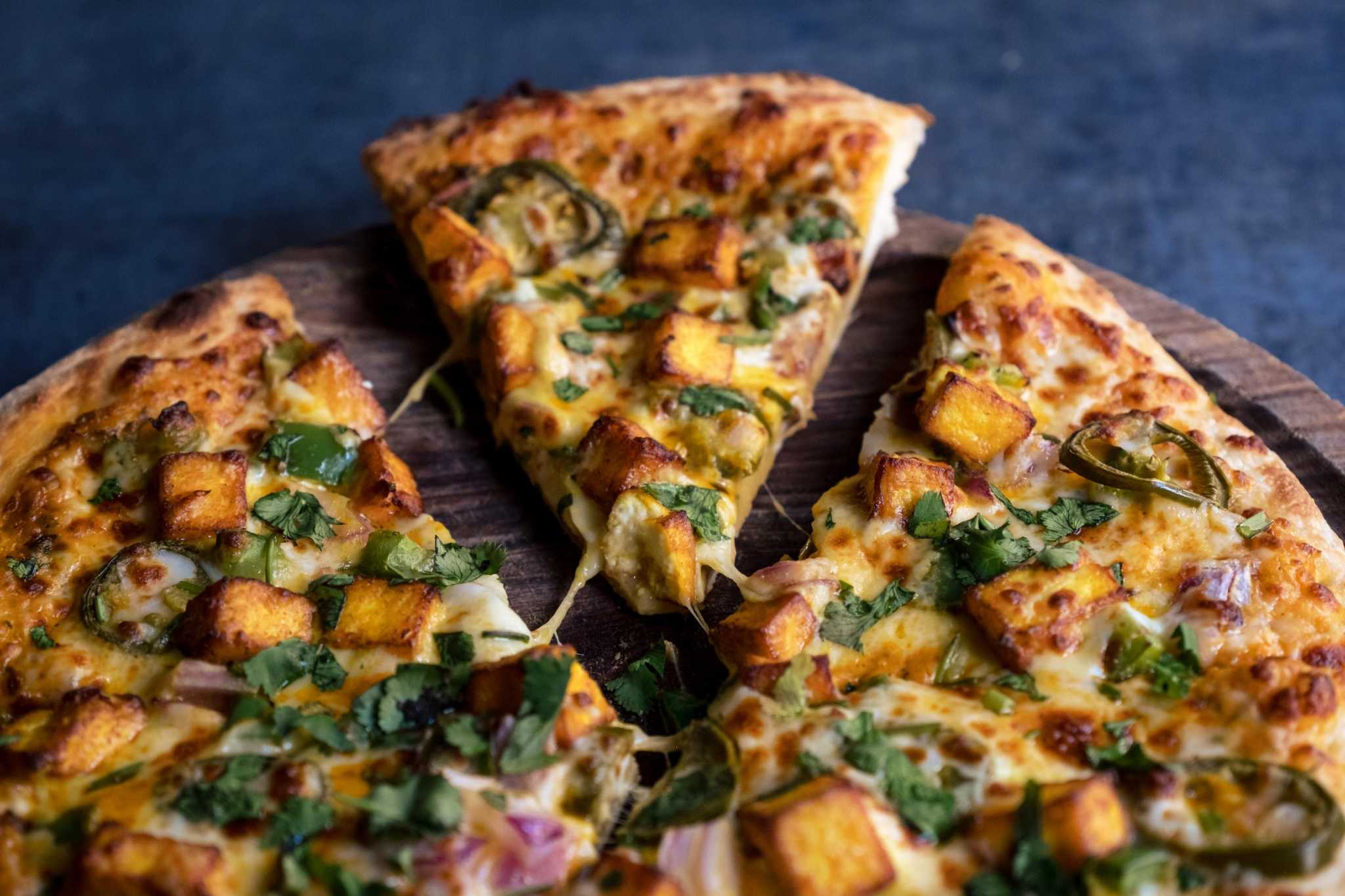 Whitney udløb kapitalisme Indian pizza is a Bay Area staple. But is a great one really out there?