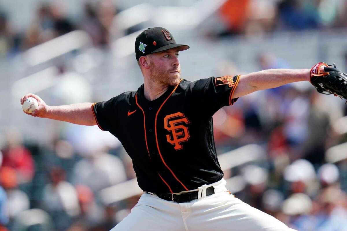 Methodical' Anthony DeSclafani unveils curveball in first spring start for  Giants
