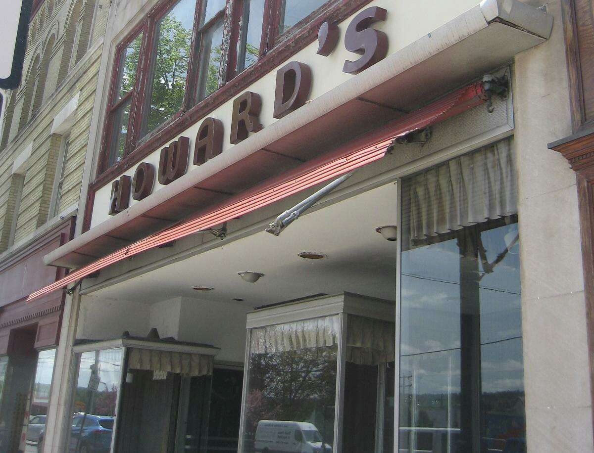 Torrington author explores ‘Dark Vengeance’ in first crime mystery novel