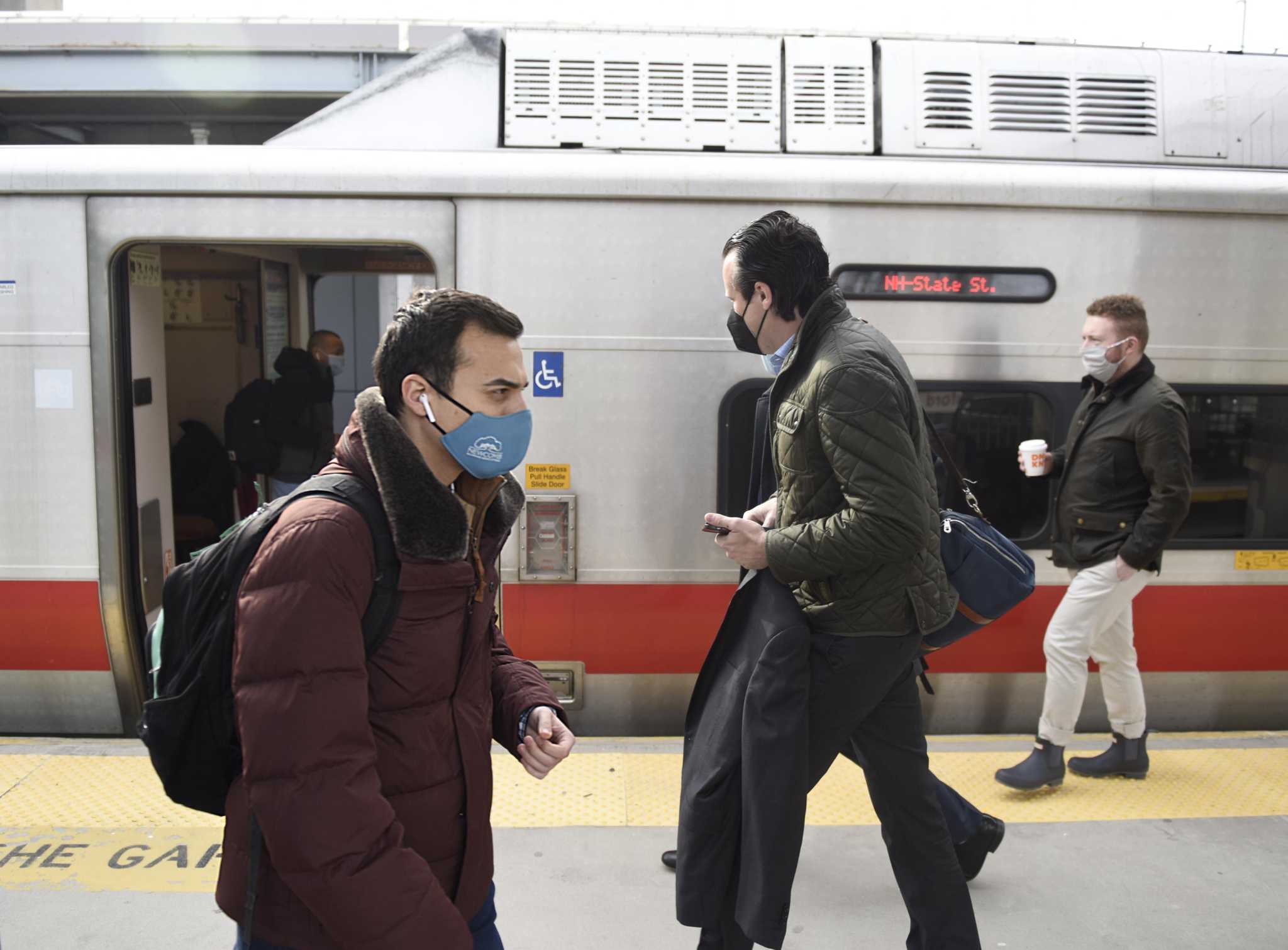 Metro-North increases train service as it struggles to regain weekday ridership numbers - Vimarsana News