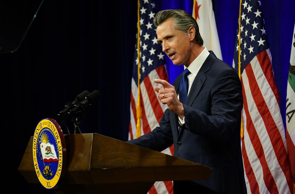 Letters: Gov. Newsom's gas rebate for car owners perpetuates fossil fuel use - Vimarsana News