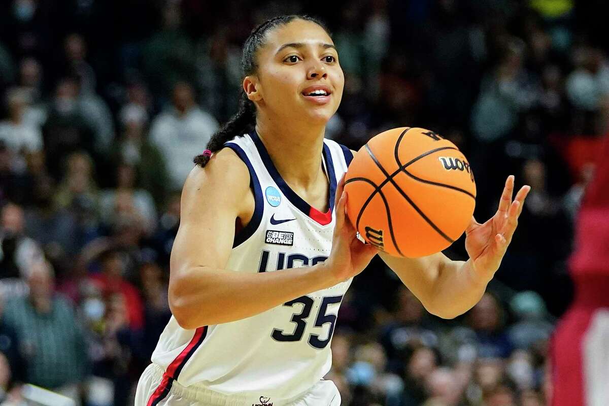 UConn women's basketball rising star Azzi Fudd signs NIL deal with Steph  Curry - The Athletic
