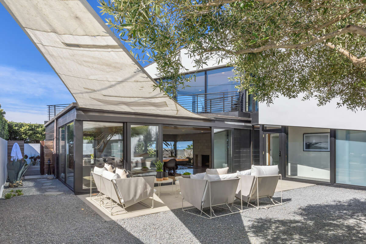 At $2.950M, 1241 Main Street is just blocks from the beach and features panoramic views of the ocean and Montara Mountain.  "It’s the only Bay Area residence designed by world-renowned architect Michael Maltzan," said Stephanie Sills, Compass listing agent.    
