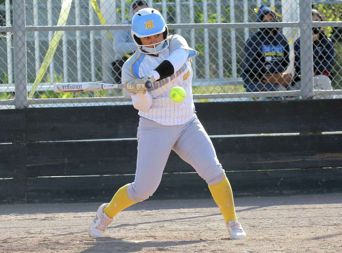 Heritage-Brentwood third baseman Tianna Bell, who’s off to a scorching start this season, has committed to Cal.