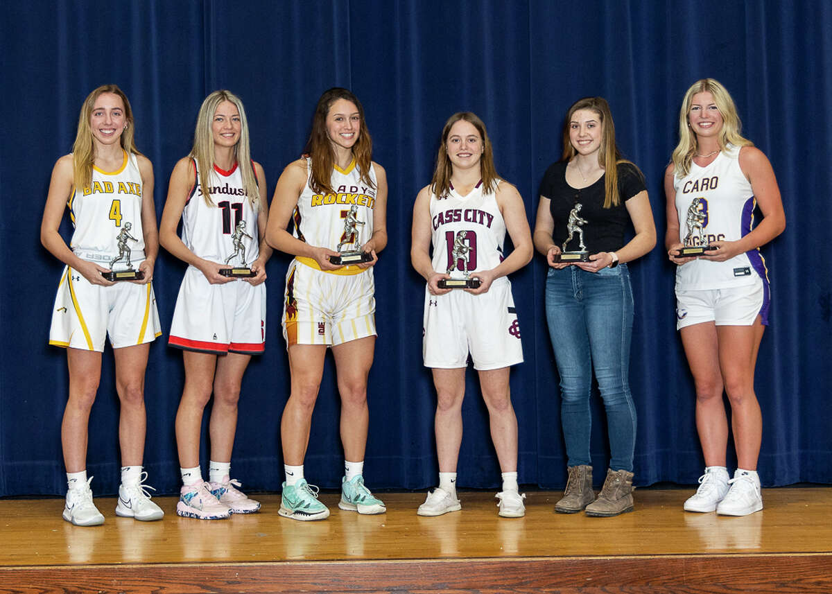 The All-Thumb girls first team.