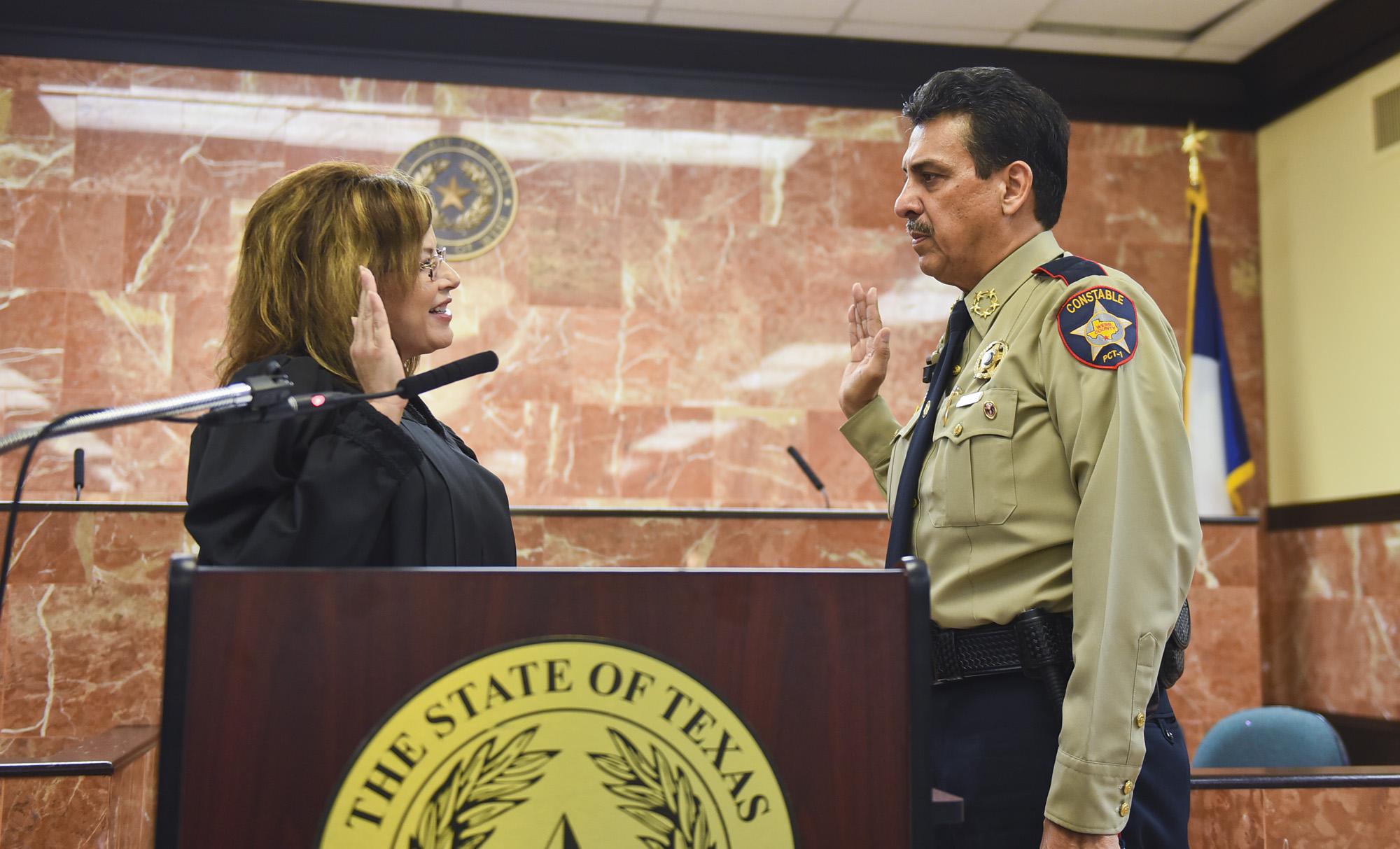 Major legal trouble preceded Webb Co. Constable's sudden retirement - Vimarsana News