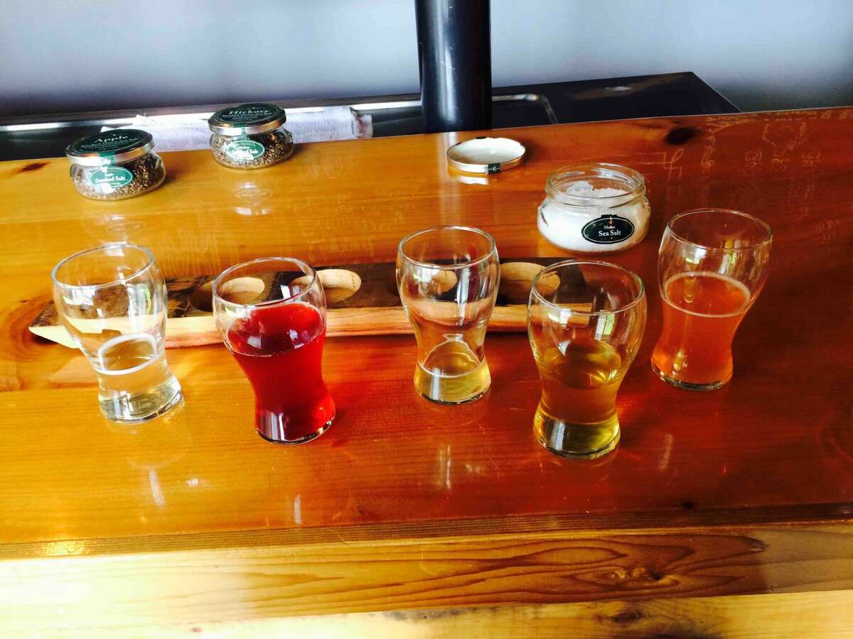 CT’s First Craft BeerStyle Cider House Opens in Wallingford