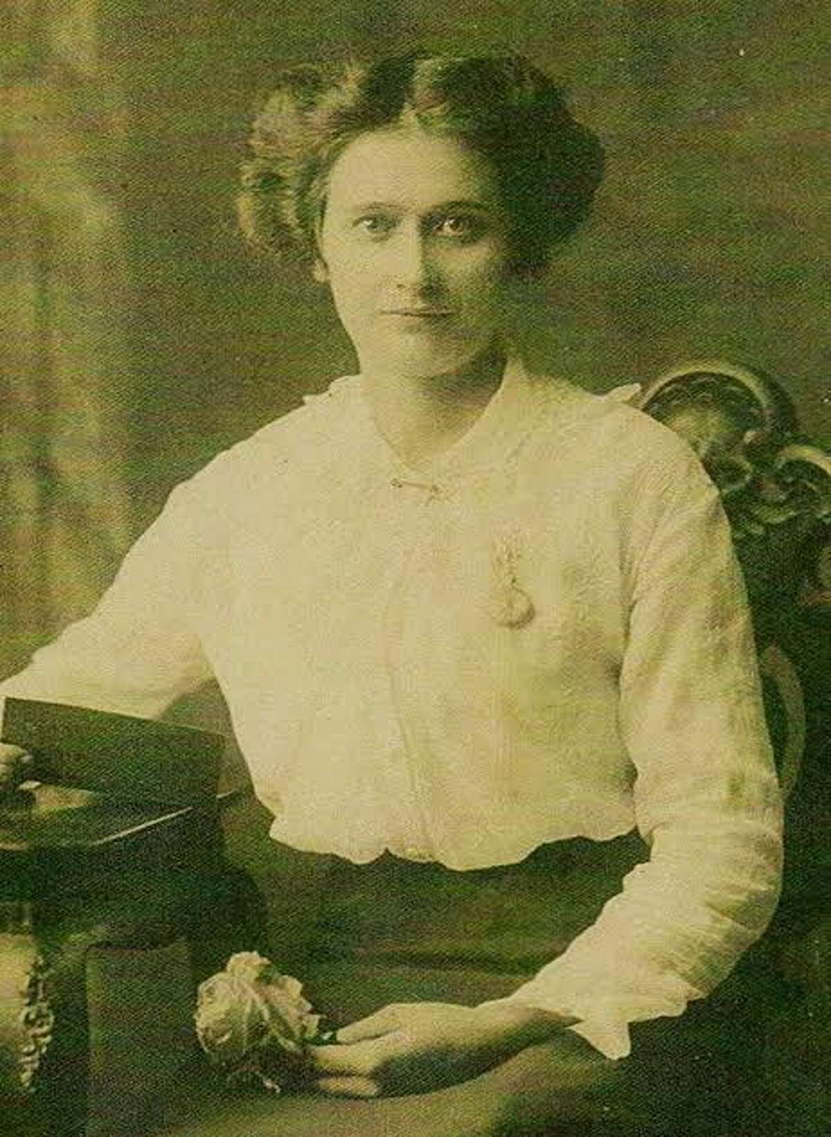 Catherine O’Connell: One of three Irish sisters who worked in New Haven and Derby in early 20th century.