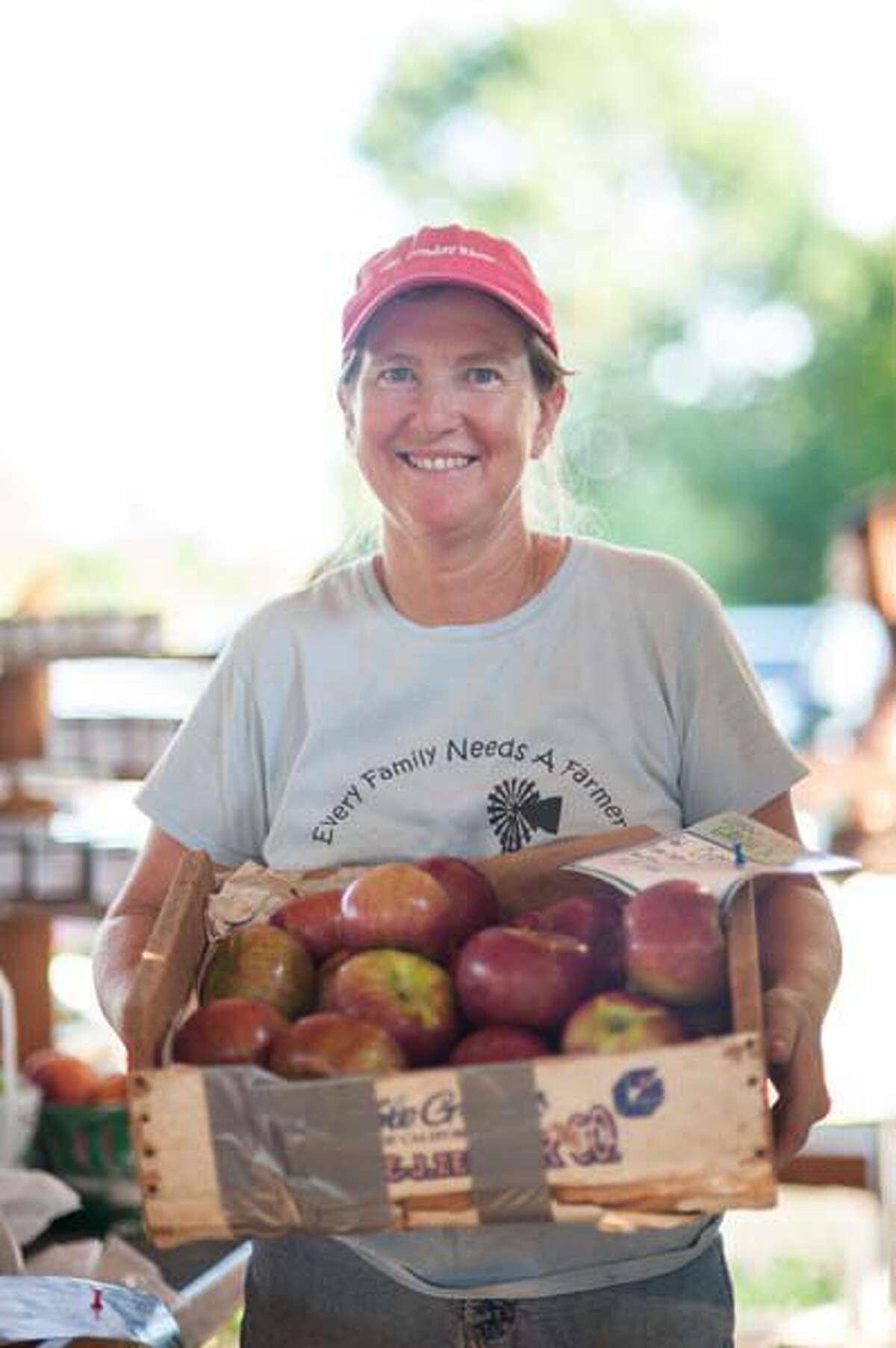 Connecticut Farmers' Markets Farm Fresh