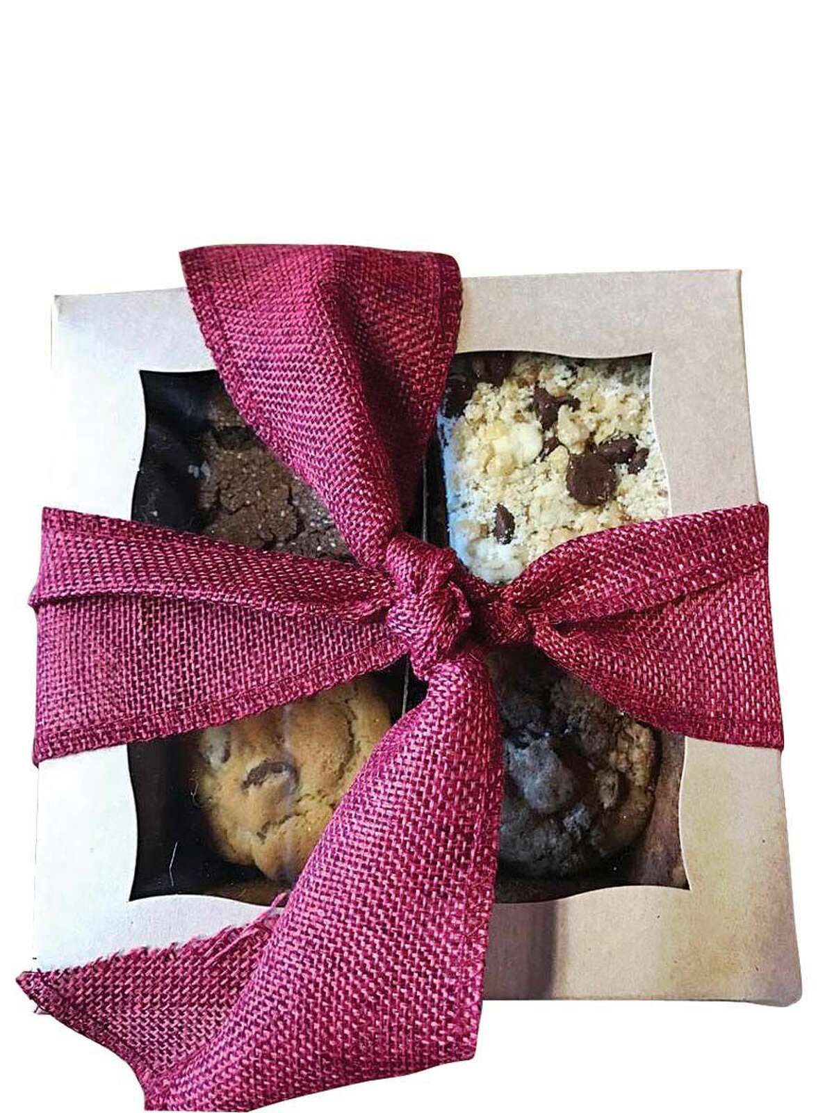 Chocolate Lover’s Cookie Gift Box One pound of handcrafted artisan cookies to satisfy and delight the chocolate lovers in your life. Chocolate chip, chocolate orange, chocolate walnut crumb bars and triple chocolate espresso (approximately 15 cookies and three bars). Use promo code “CTMag” for free shipping through Dec. 31, 2017. $28, Andie’s Cookies, Clinton, andiescookies.com