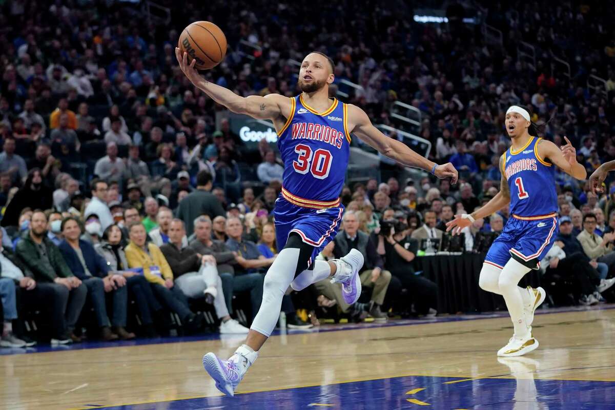 Golden State Warriors guard Stephen Curry during an NBA basketball game against the Boston Celtics in San Francisco, Wednesday, March 16, 2022. (AP Photo/Jeff Chiu)