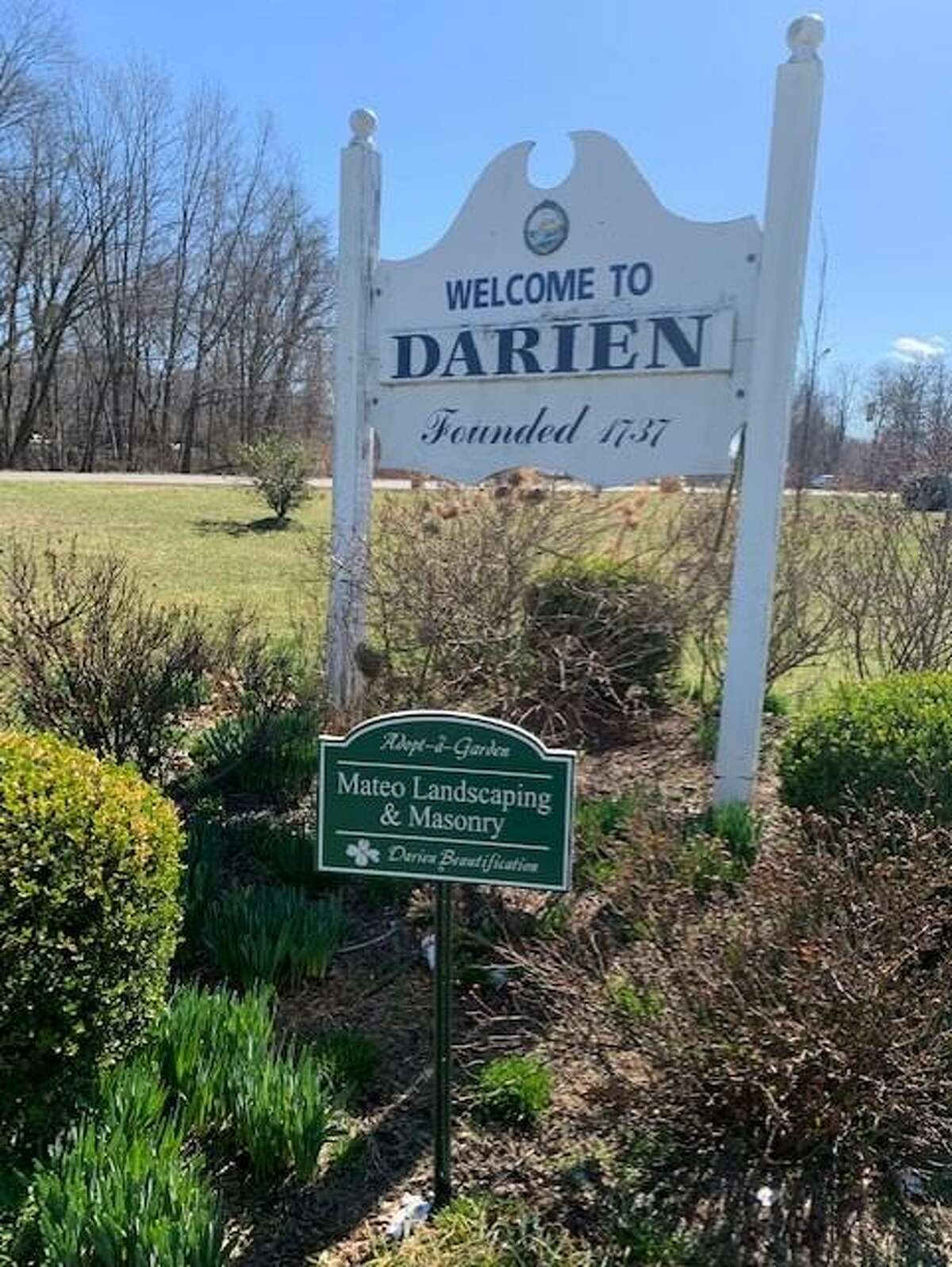 The Darien Beautification Commission is inviting new landscapers to join its Adopt A Garden Program. Traffic islands and garden spots are available for planting in the spring season. The commission provides signs that identify the landscaper and offer publicity.