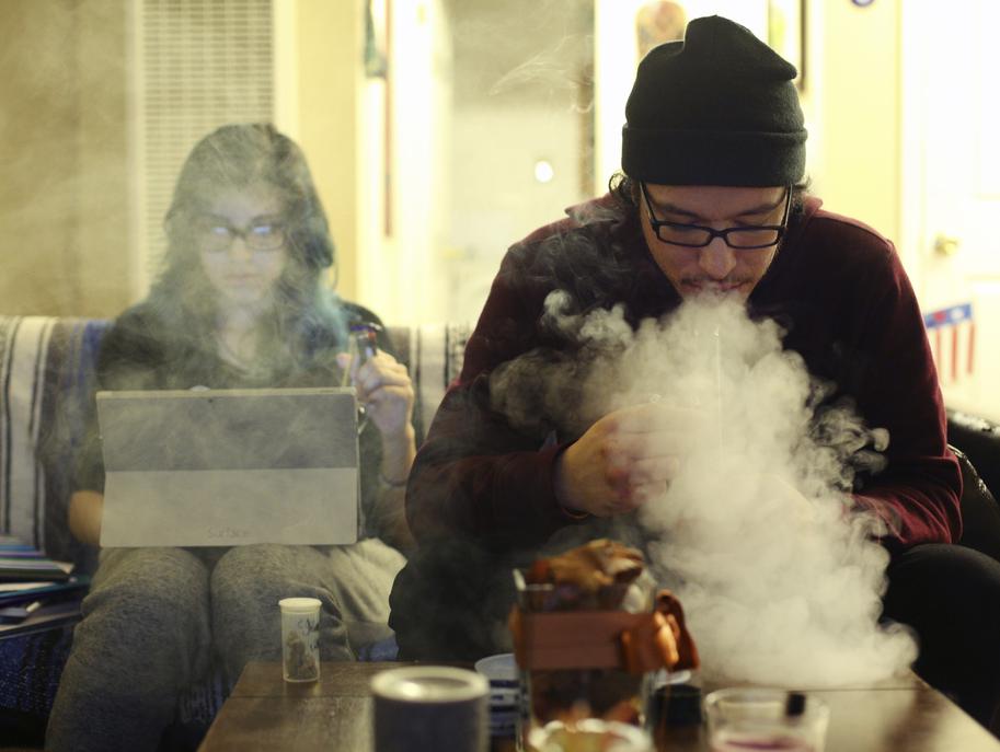 Bong smoke is worse than secondhand tobacco smoke, UC Berkeley study finds - Vimarsana News
