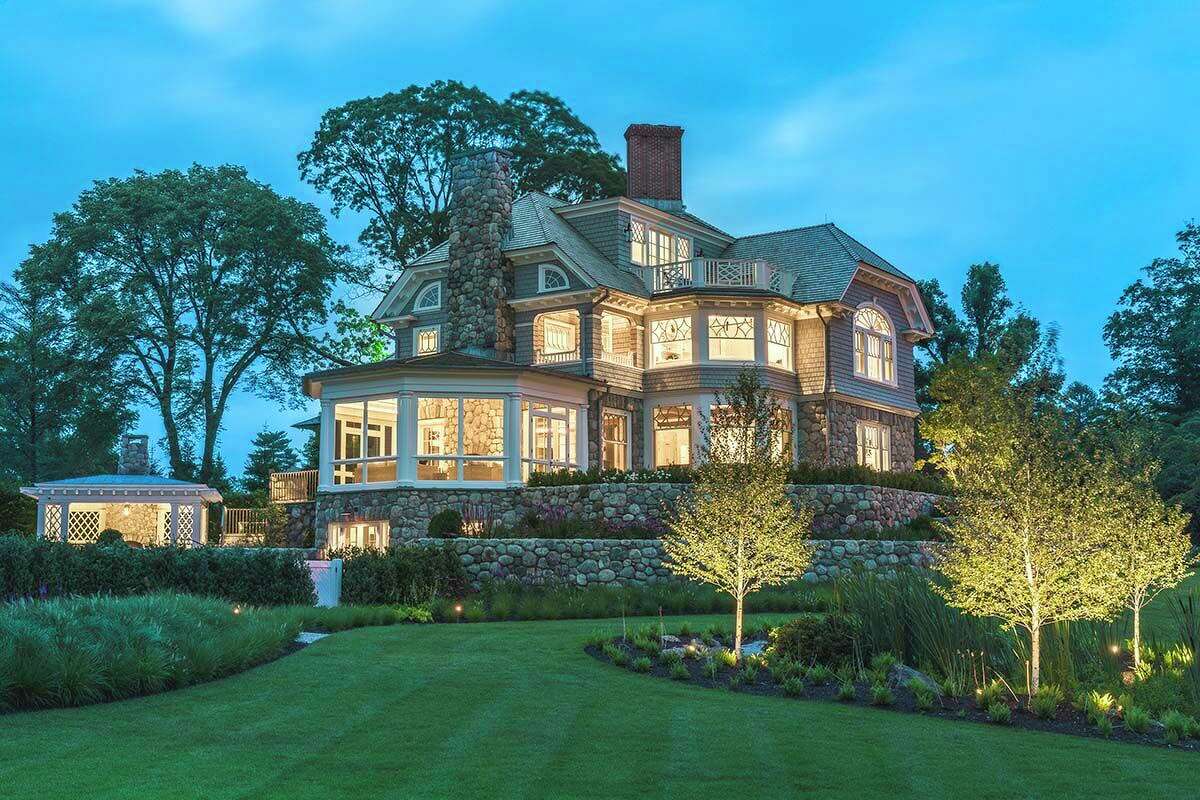 Vanderhorn Architects-Designed Shingle Style Gets Starring Role in