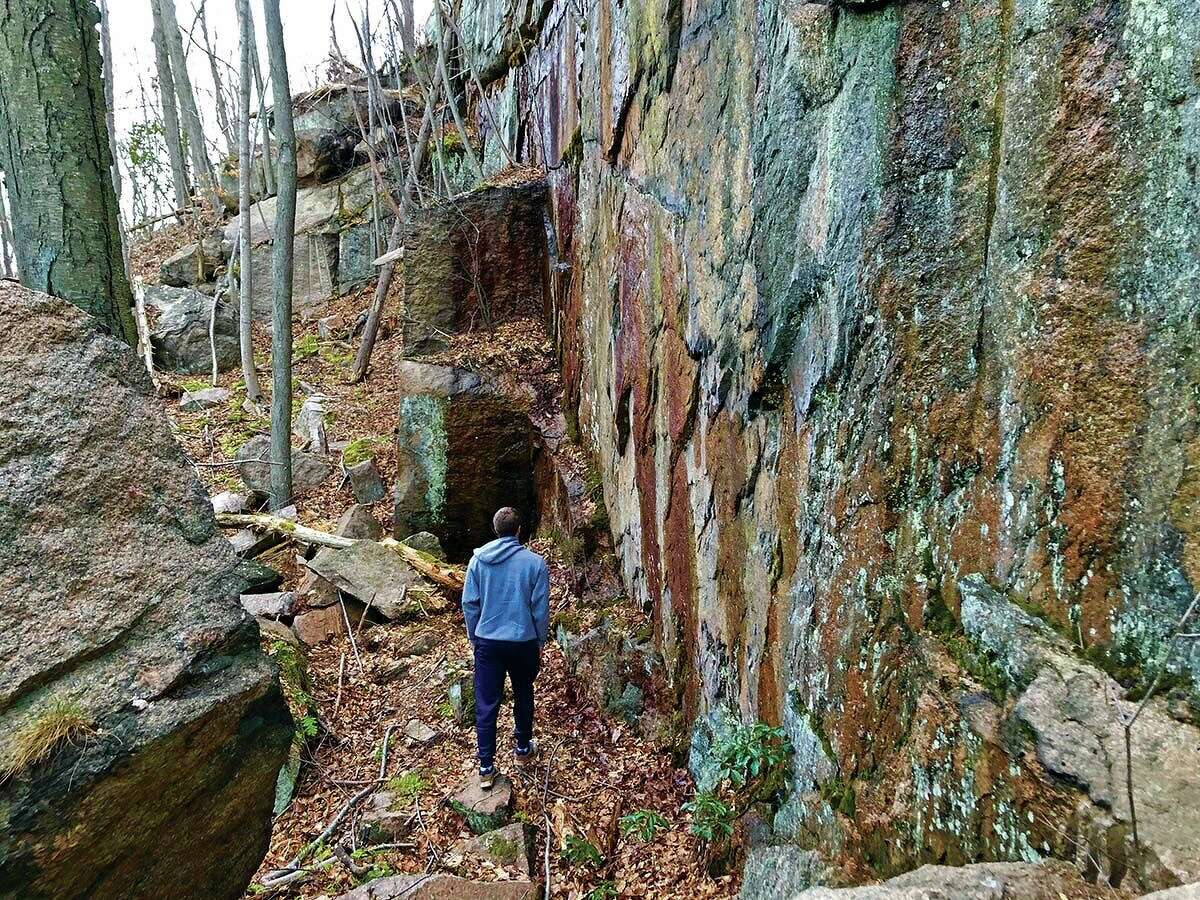 Hiking the Stony Creek Quarry Preserve in Branford