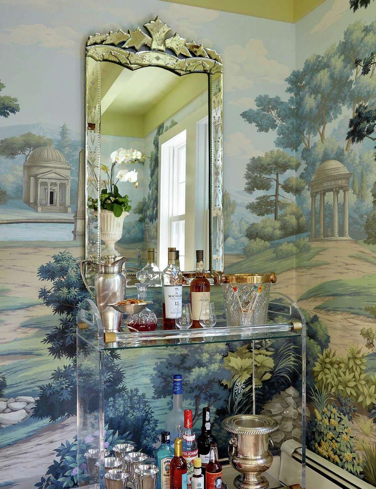Grandiose wallpaper and an ornate framed mirror? Grandma might like it, though she’d probably say to go easy on the sauce.