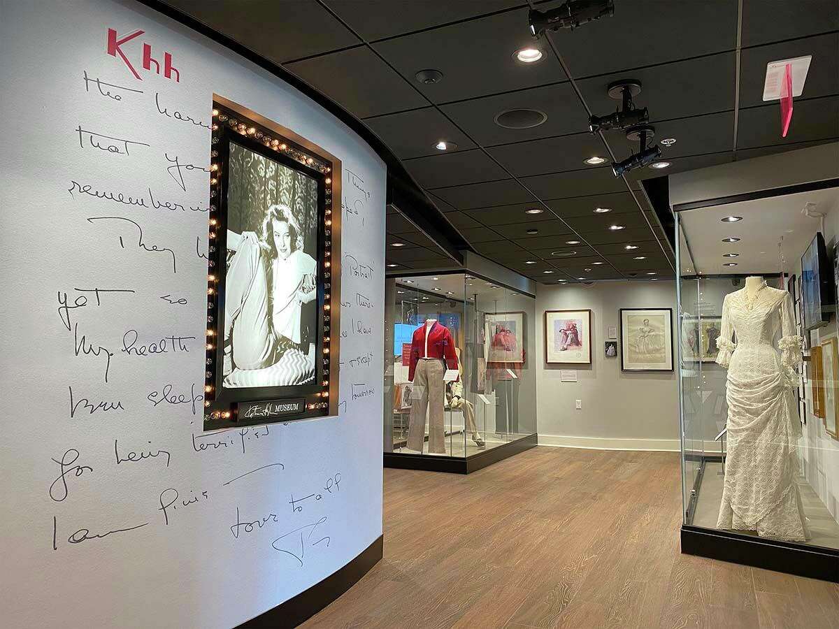 Greeting visitors on a wall at the entrance is a page from a letter Hepburn wrote in 1936 updating her mother on her career and golf game. She signed off in typical Kate fashion: “Love to all — K”