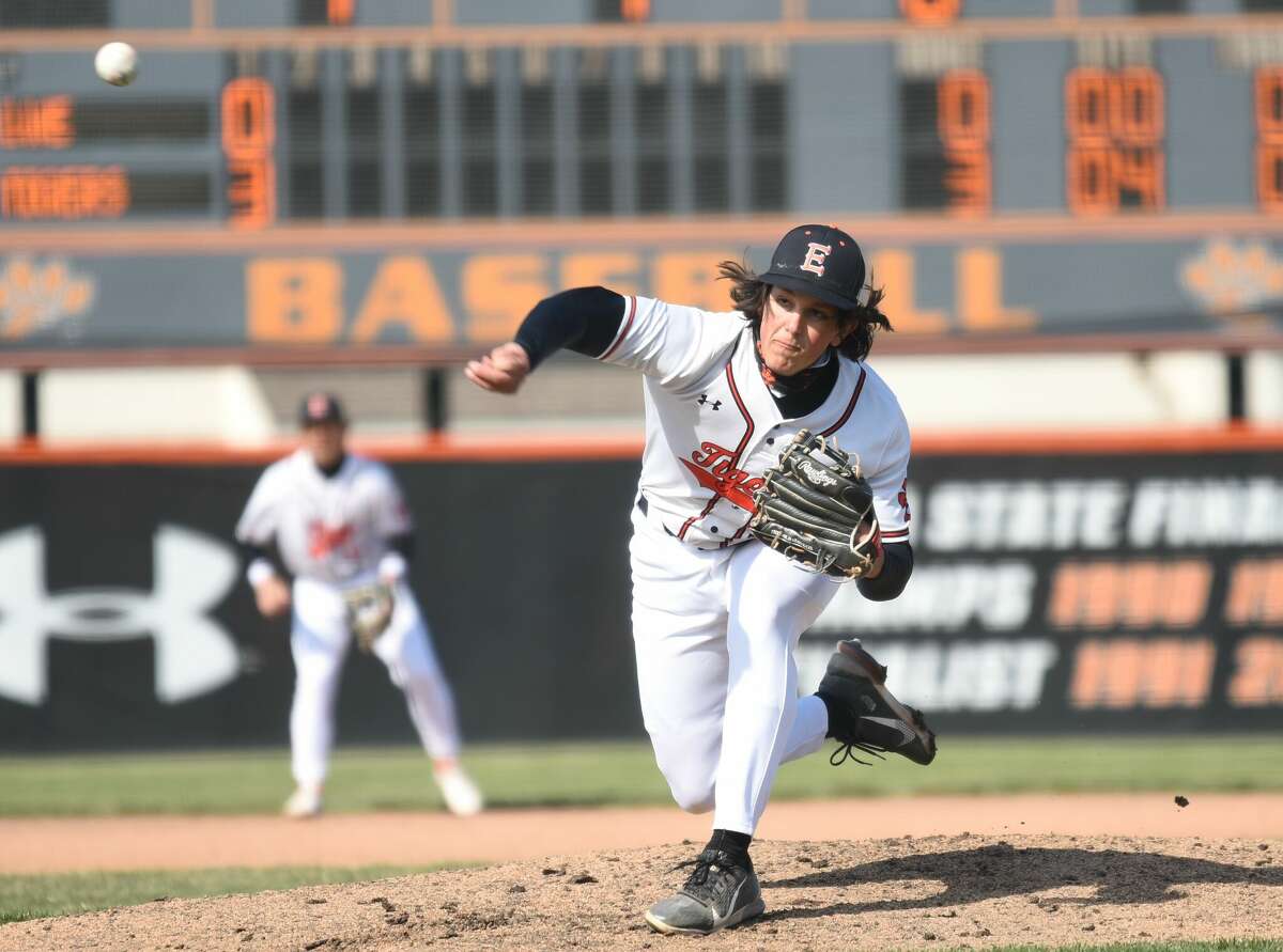 Edwardsville's Alec Marchetto pitched four innings of scoreless relief and earned the win against Liberty North on Friday in Ozark, Missouri.
