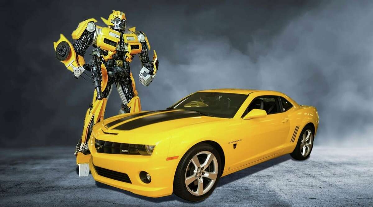 Iconic Hollywood vechiles like Bumblebee from Transformers and the 1989 Batmobile are heading to San Antonio for a car show hosted by Celebrity Fan Fest this summer. 