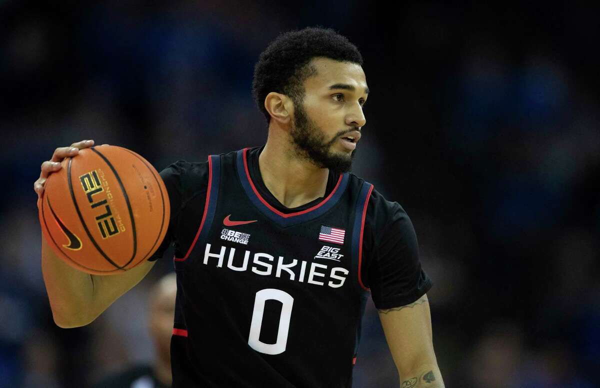 Connecticut's Jalen Gaffney is planning to transfer.