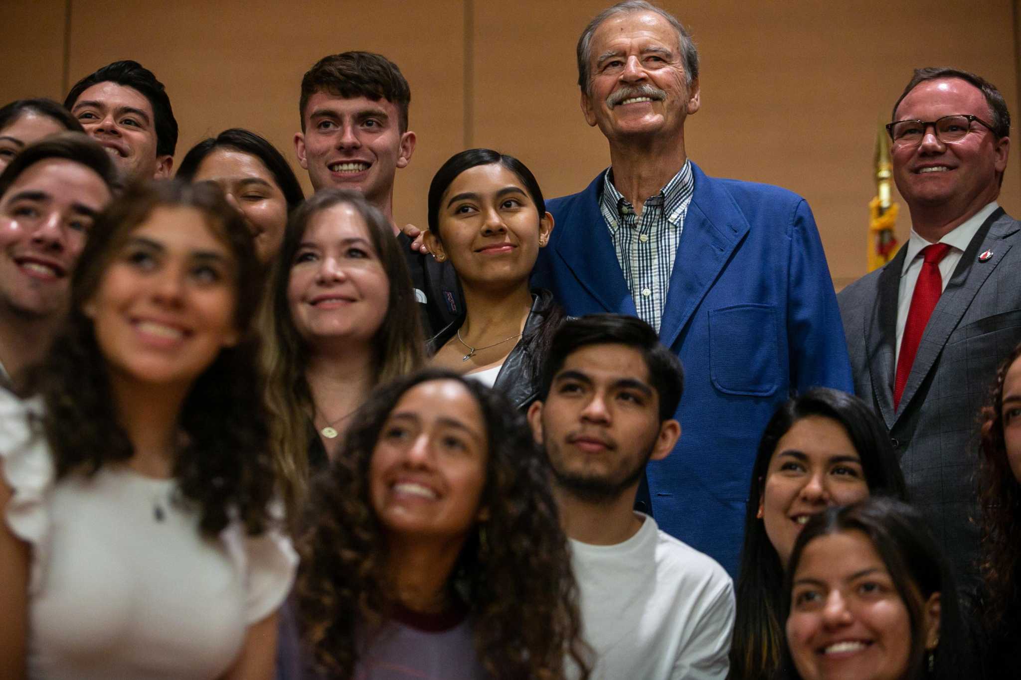 Former Mexican President Vicente Fox signs partnership with UIW for programs to educate low-income people in Mexico - Vimarsana News