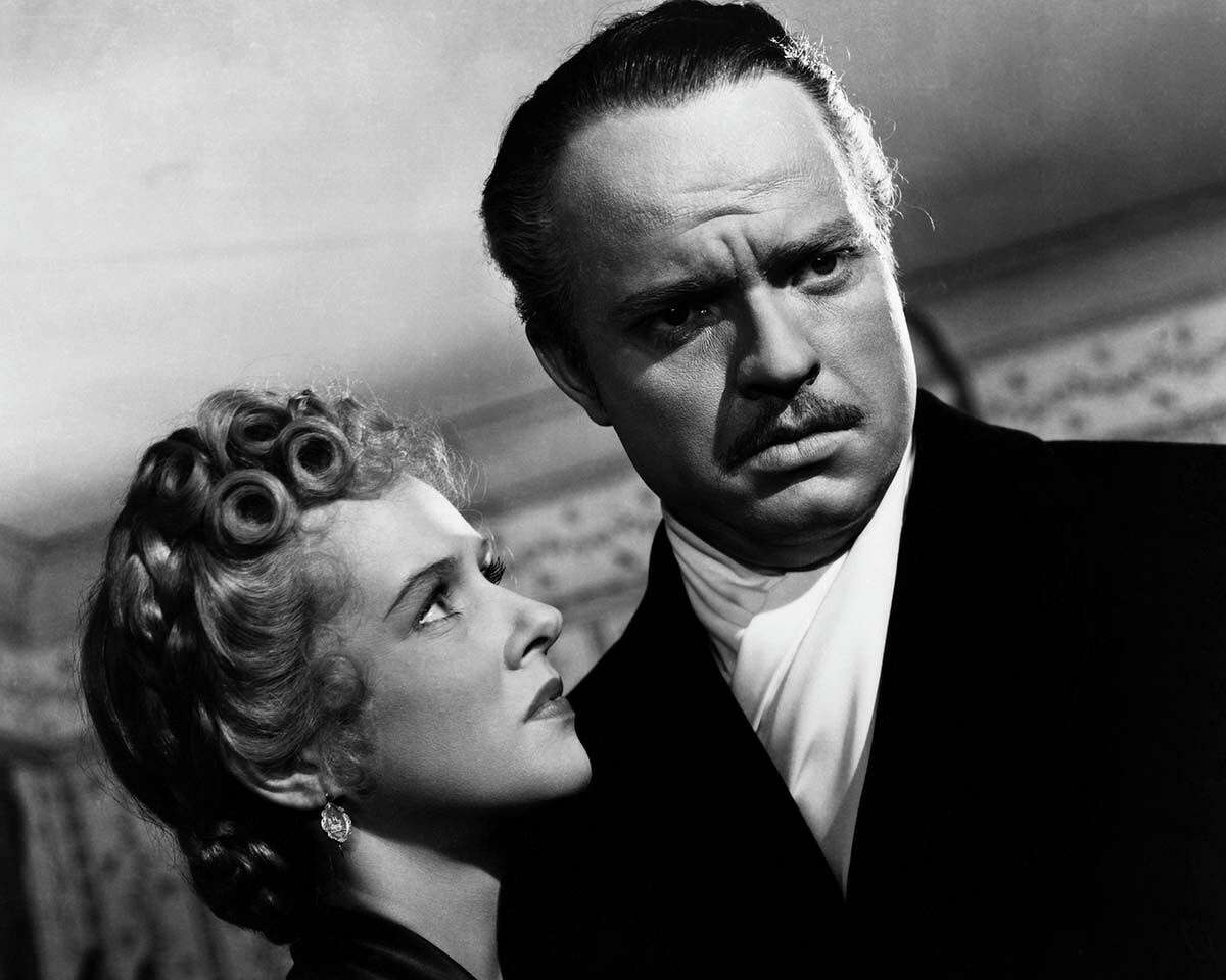 Dorothy Comingore as Susan Foster Kane, opposite Orson Welles in Citizen Kane.