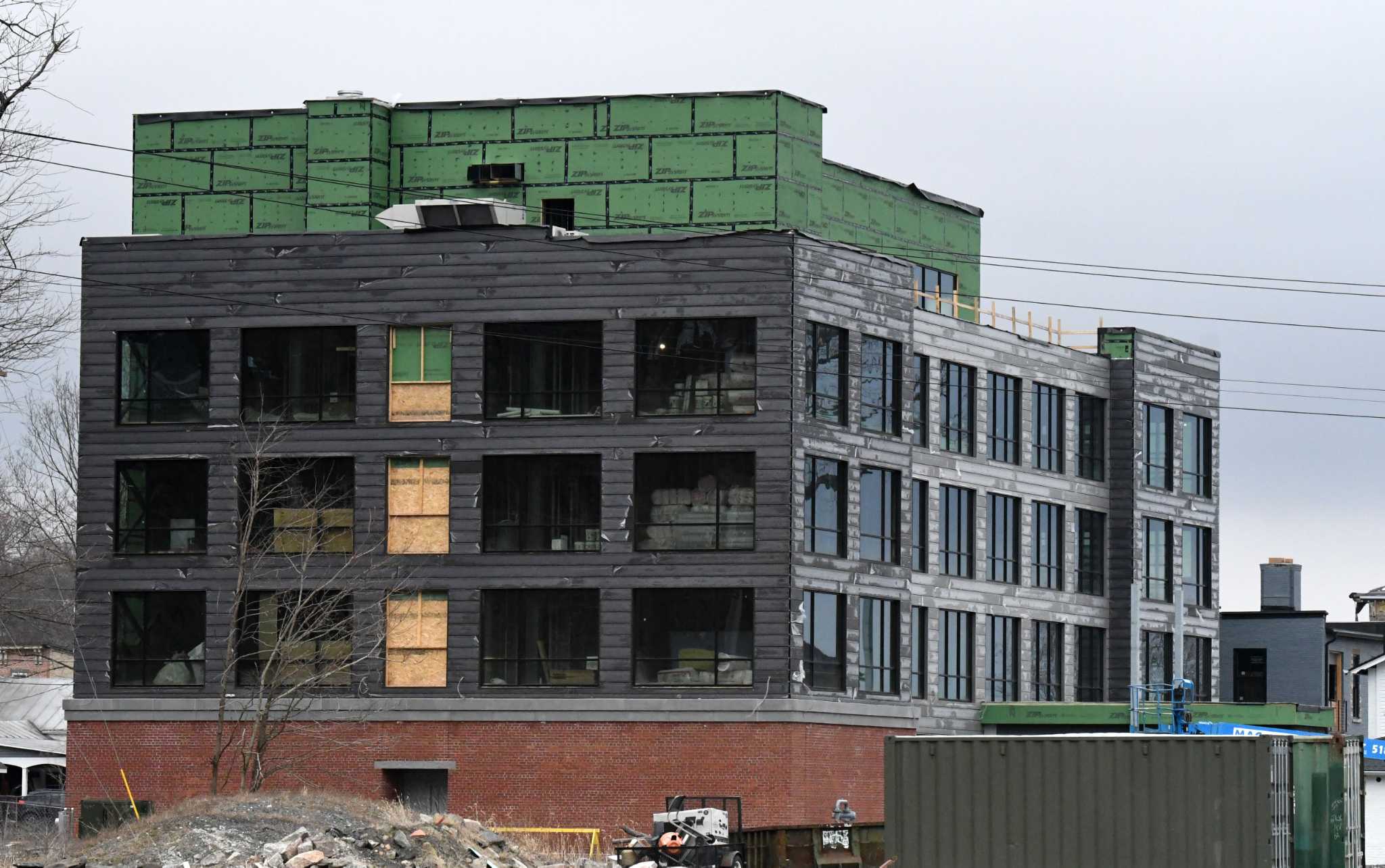 Stop-work order lodged against rising Coxsackie hotel - Vimarsana News