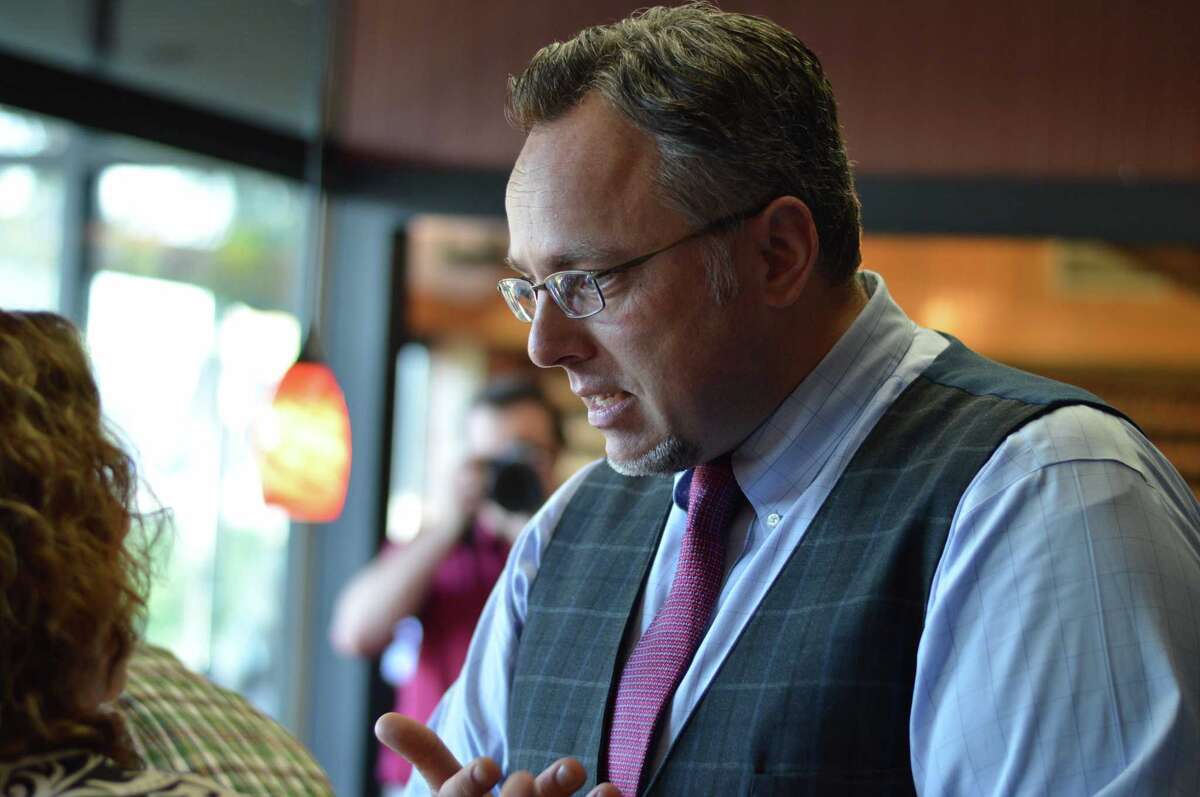 Former Hamden mayor Leng takes new job with Winchester Housing Authority