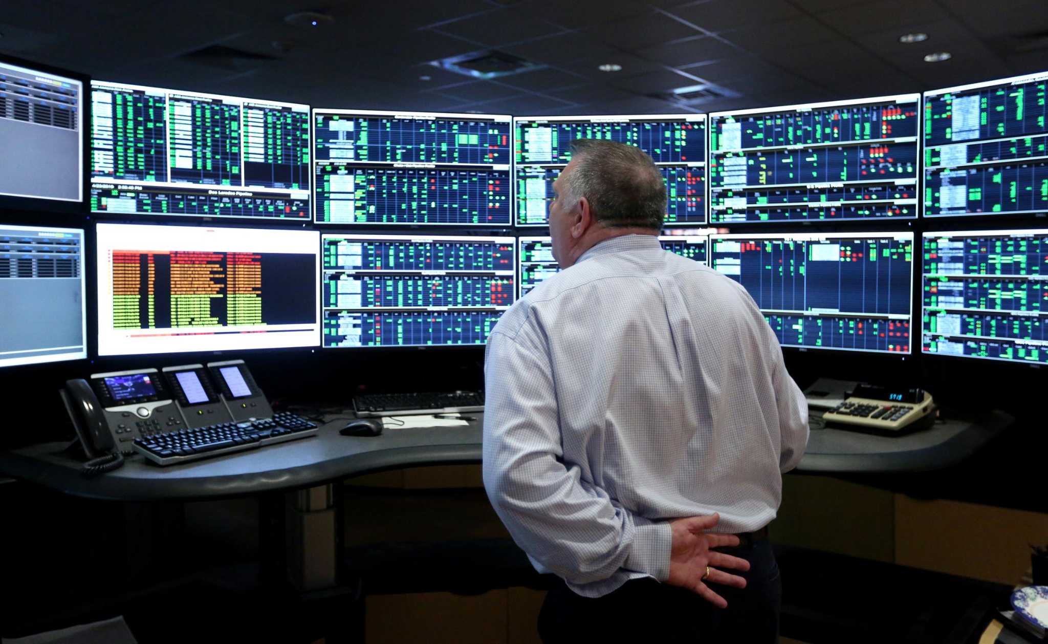 Earnings roundup: NuStar, Alamo Group, Victory Capital report earnings. Here's what you need to know - Vimarsana News