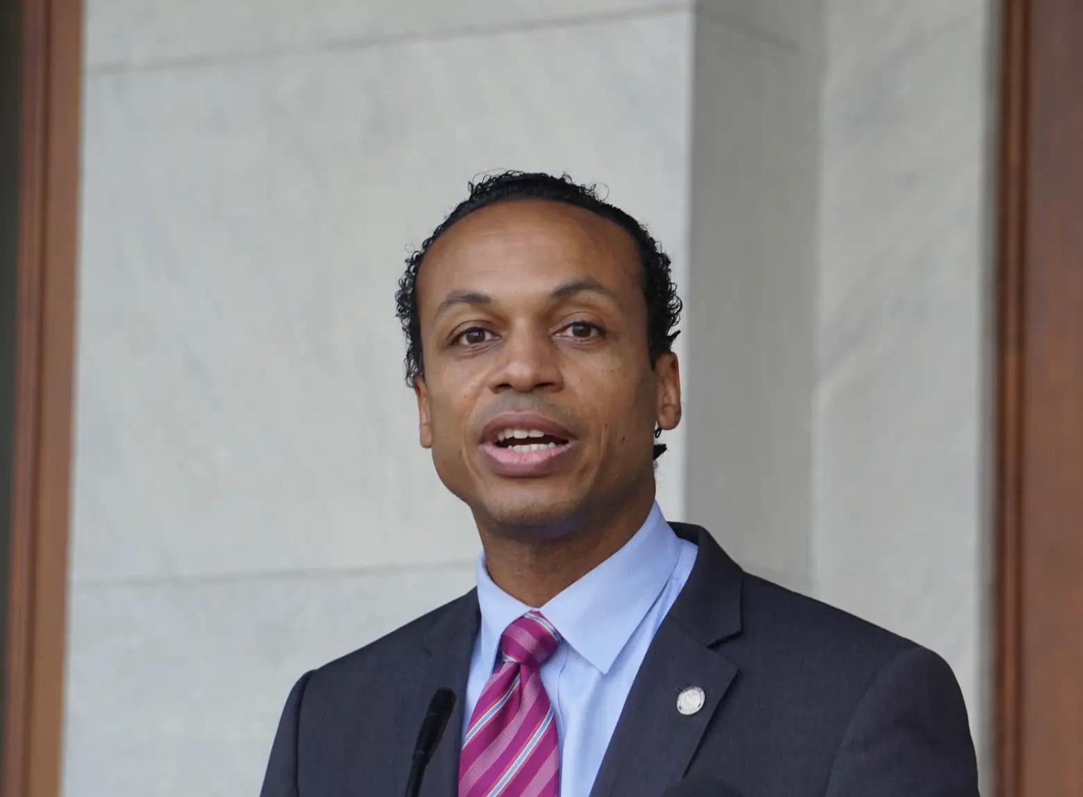 CT lawmakers debate bill to automatically return unclaimed property - Vimarsana News